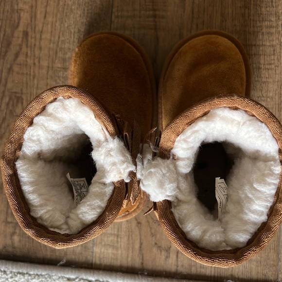 ✨KOOLABURRA BY UGG BOOTS FOR GIRLS✨ - Picture 5 of 11